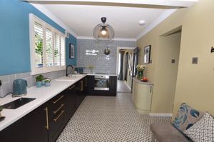 Kitchen- click for photo gallery